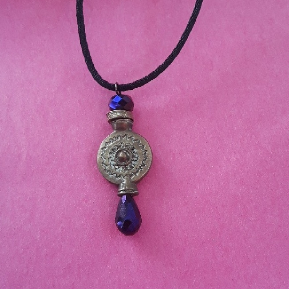 Vintage Elegant Purple and Brass Pendant Necklace, 1970s, Paris Boutique